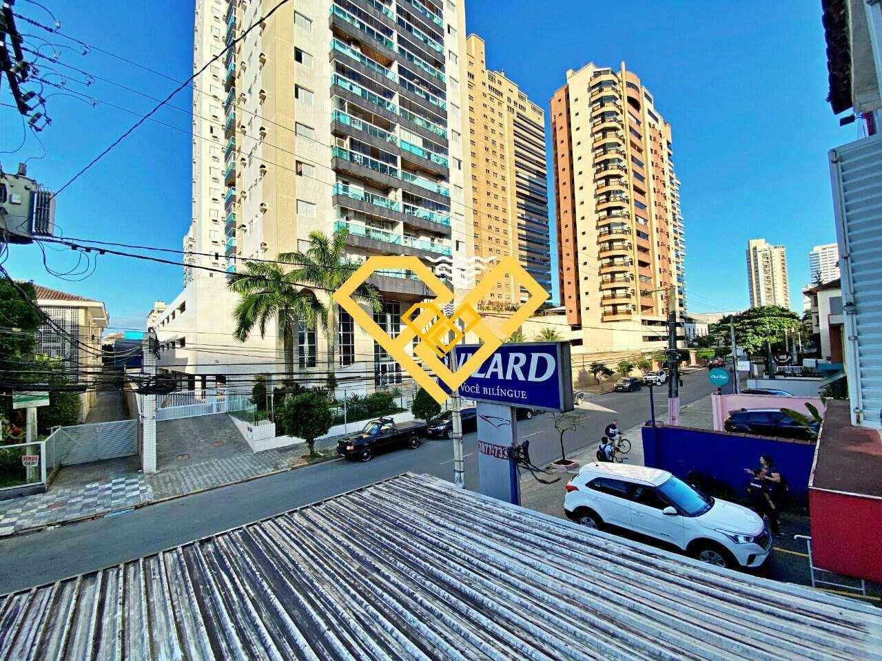 Sobrado à venda no Embaré: