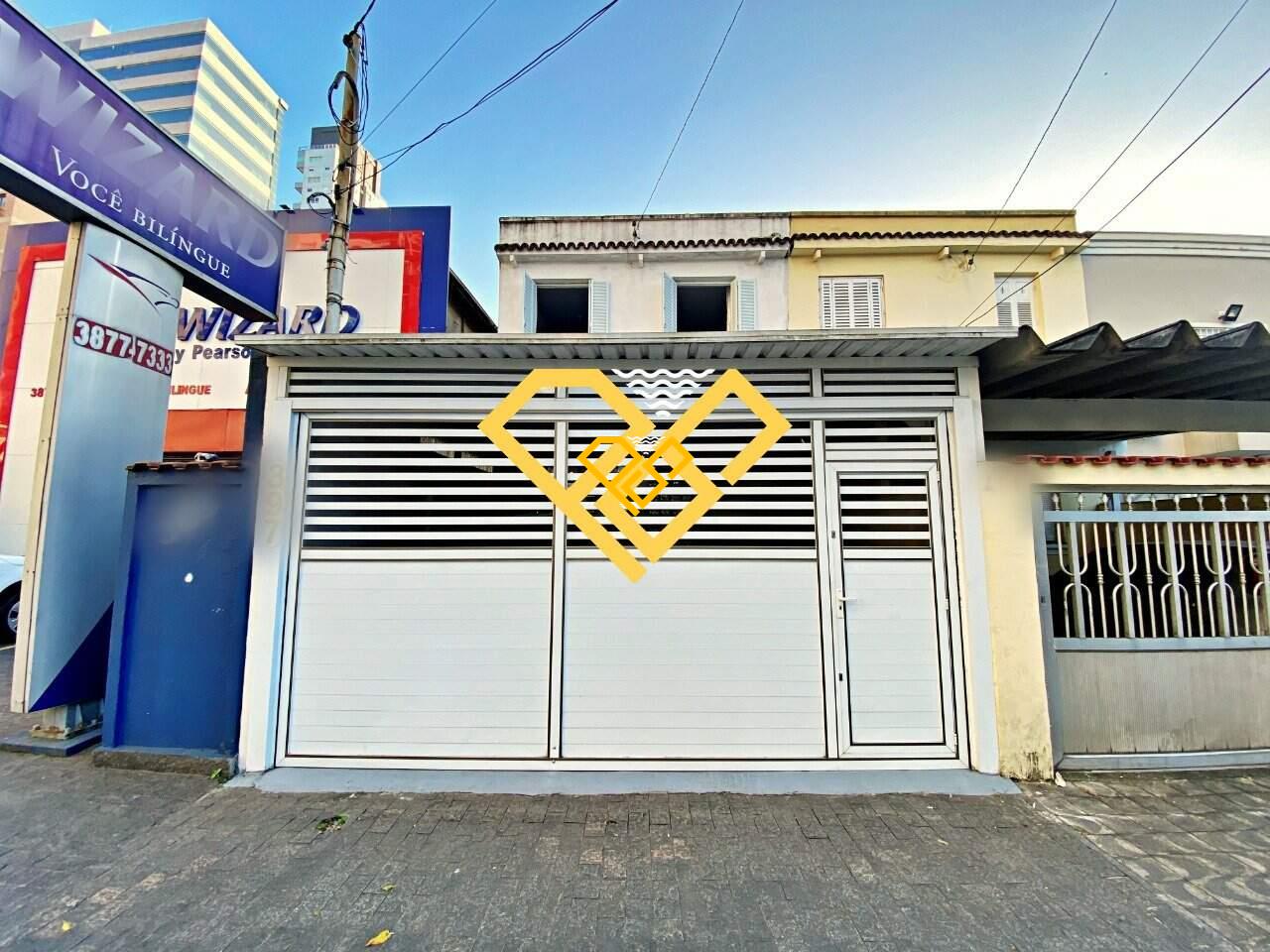 Sobrado à venda no Embaré: