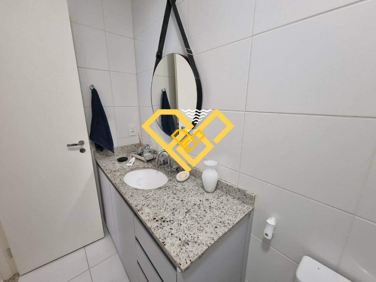 Apartamento à venda no Gonzaga: Wc social