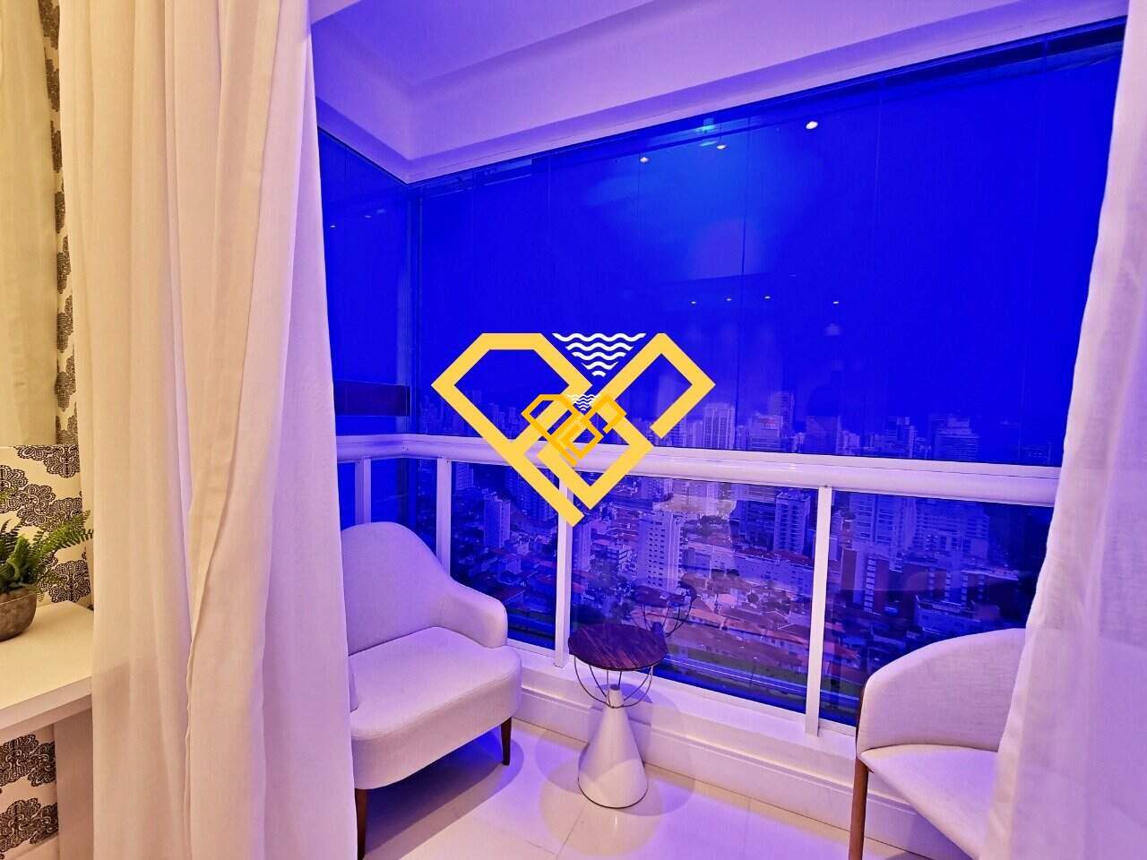 Apartamento à venda no Encruzilhada: varanda