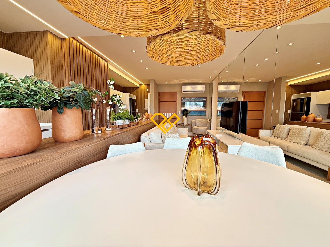 Apartamento à venda no Encruzilhada: 