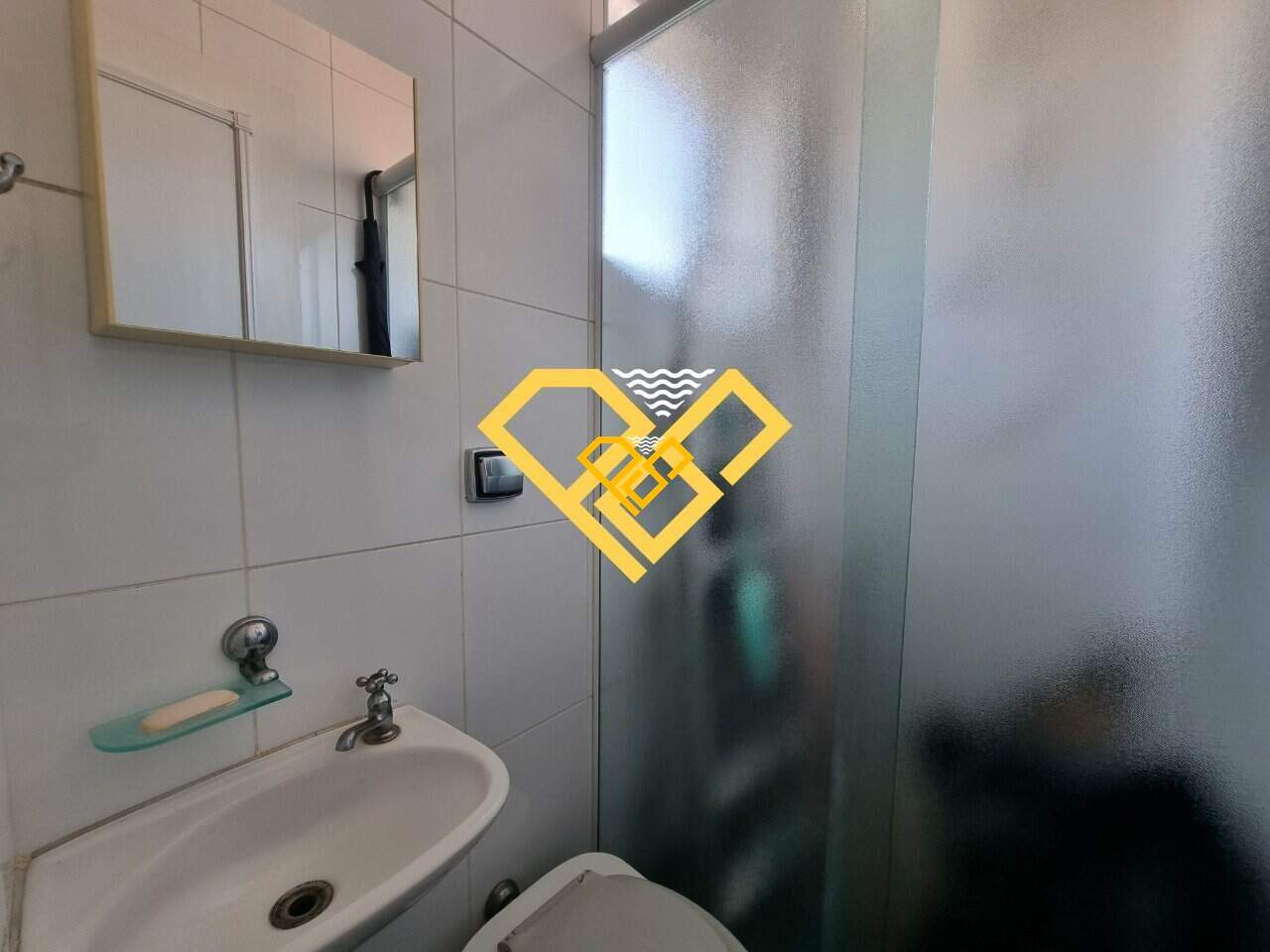 Cobertura à venda no Embaré: WC de serviço