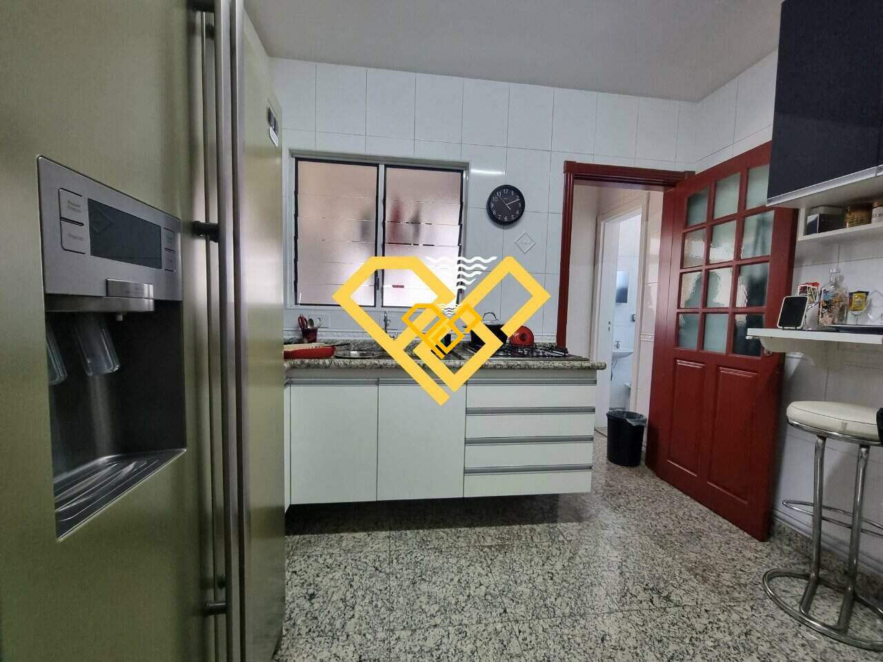 Cobertura à venda no Embaré: Cozinha