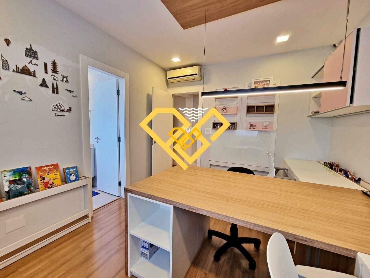 Apartamento à venda no Boqueirão: Dormitório 1 - suíte