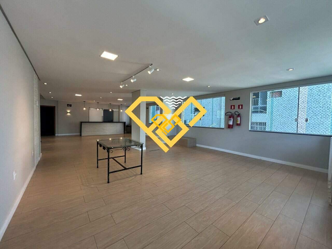 Apartamento à venda no Campo Grande: Lazer - salão de festas