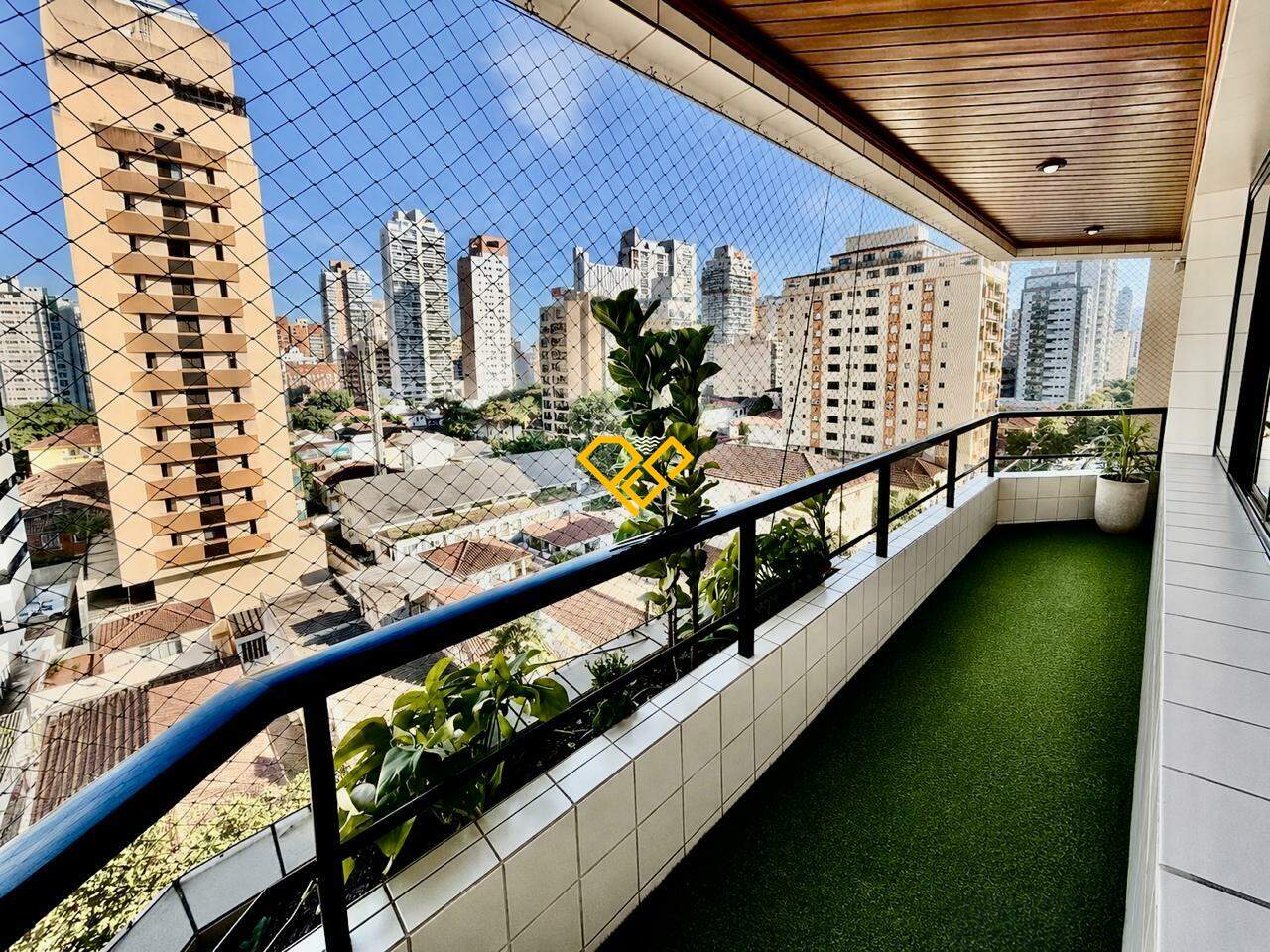 Apartamento à venda no Gonzaga: Varanda