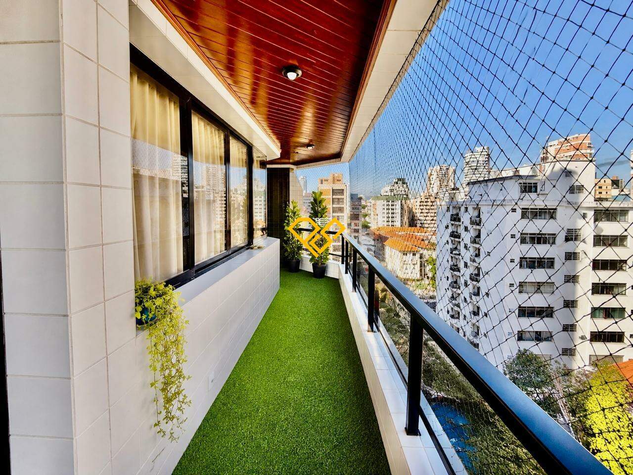 Apartamento à venda no Gonzaga: Varanda