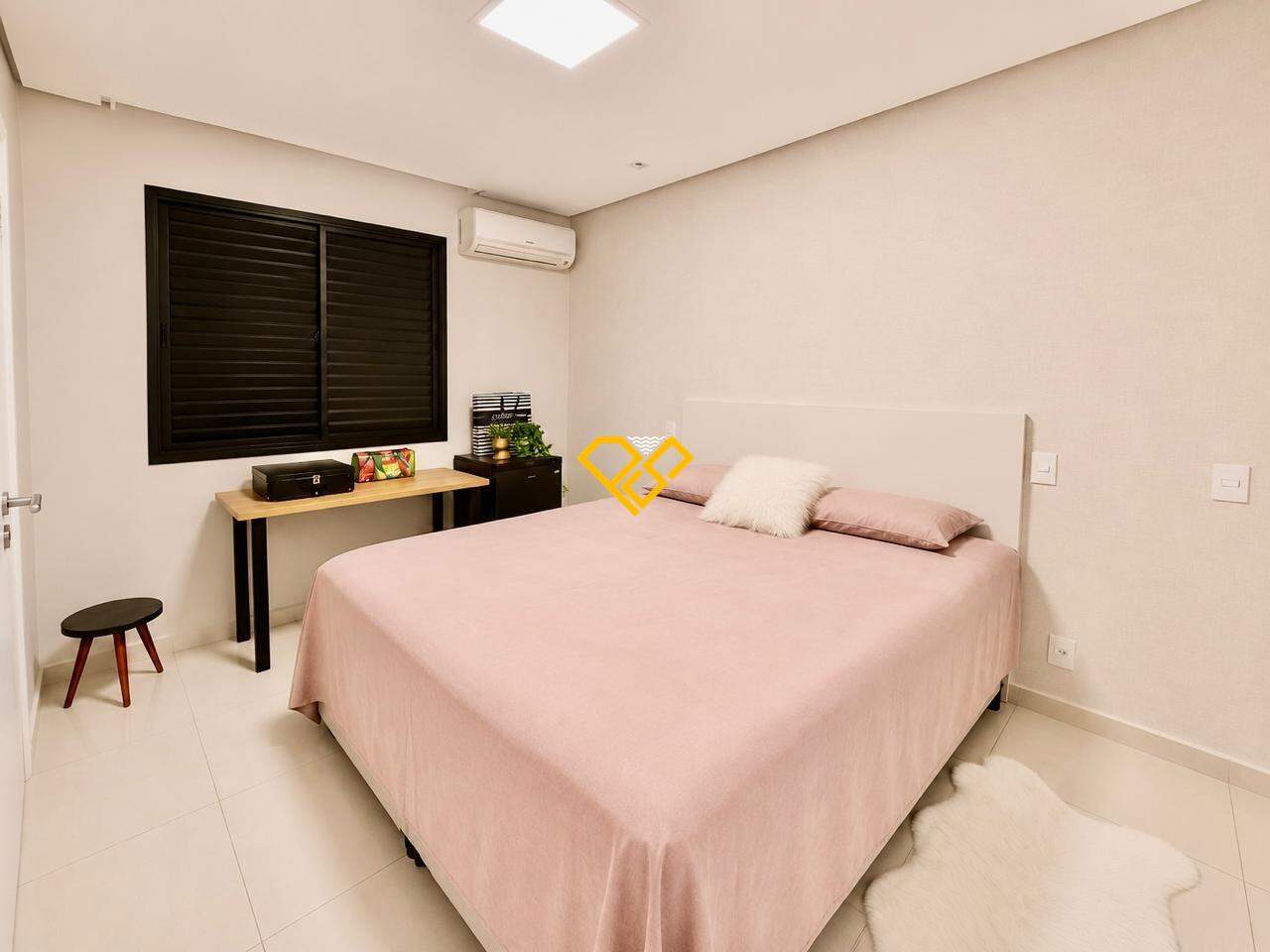 Apartamento à venda no Gonzaga: Dormitório 1 - suíte