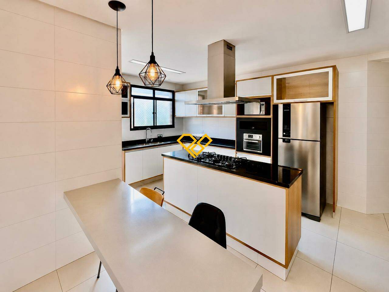 Apartamento à venda no Gonzaga: Cozinha