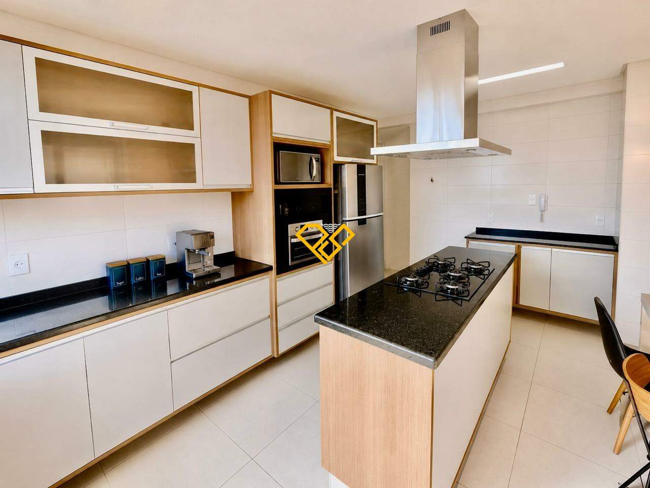 Apartamento à venda no Gonzaga: Cozinha