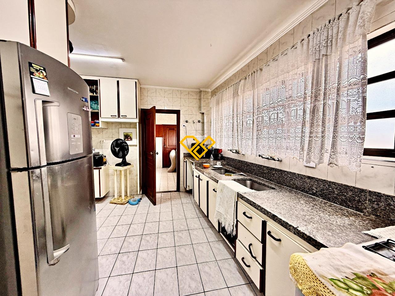 Apartamento à venda no Ponta da Praia: 