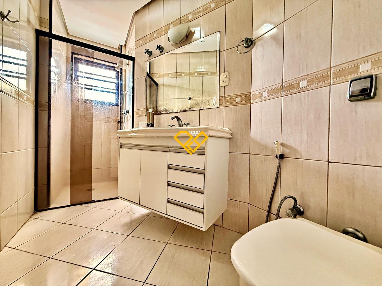 Apartamento à venda no Ponta da Praia: 