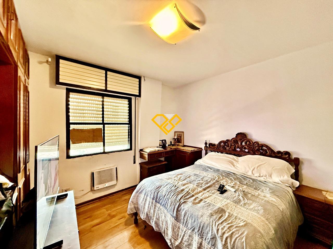 Apartamento à venda no Ponta da Praia: 