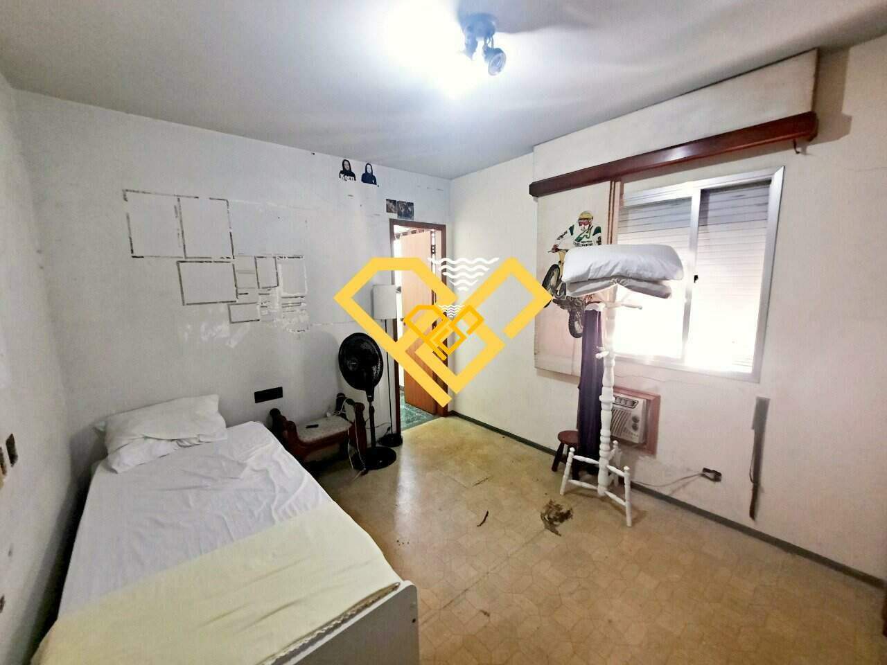 Apartamento à venda no Gonzaga: Dormitório 1 - suíte
