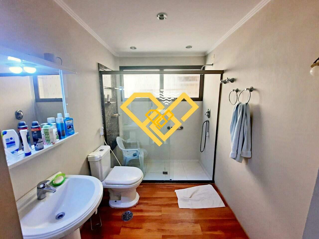 Apartamento à venda no Gonzaga: Wc social