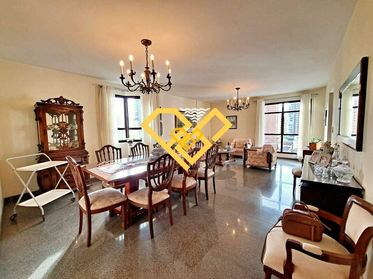 Apartamento à venda no Embaré: Sala