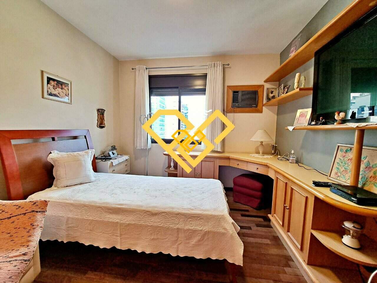 Apartamento à venda no Embaré: Dormitório 3