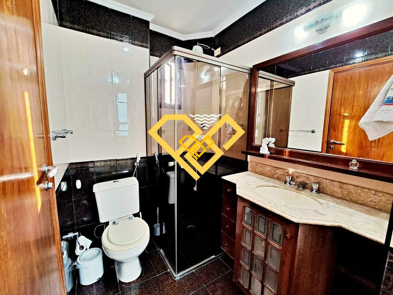 Apartamento à venda no Embaré: Wc suíte