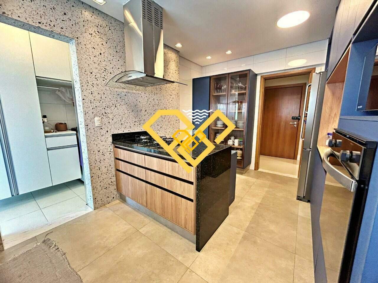 Apartamento à venda no Gonzaga: Cozinha
