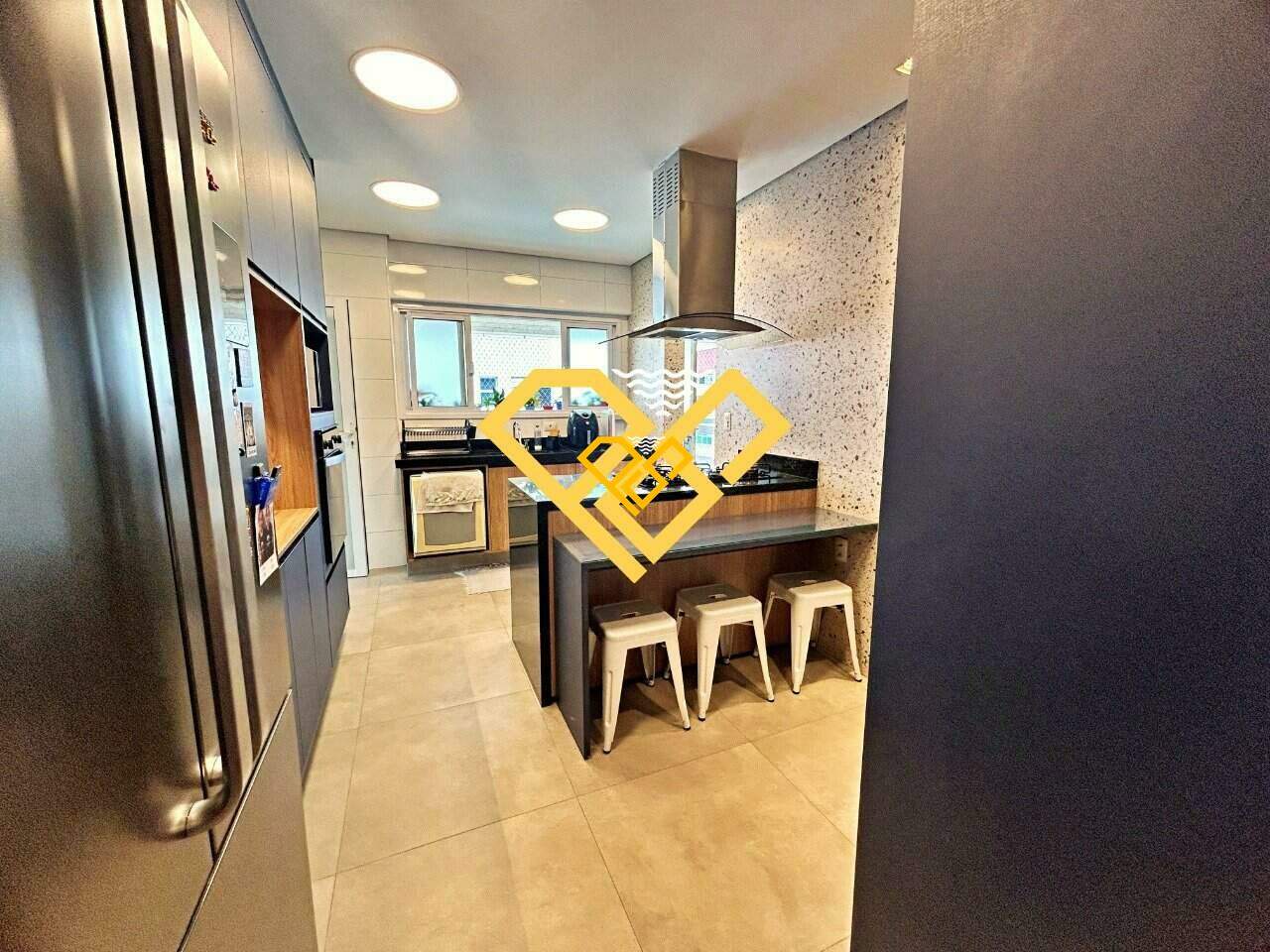 Apartamento à venda no Gonzaga: Cozinha