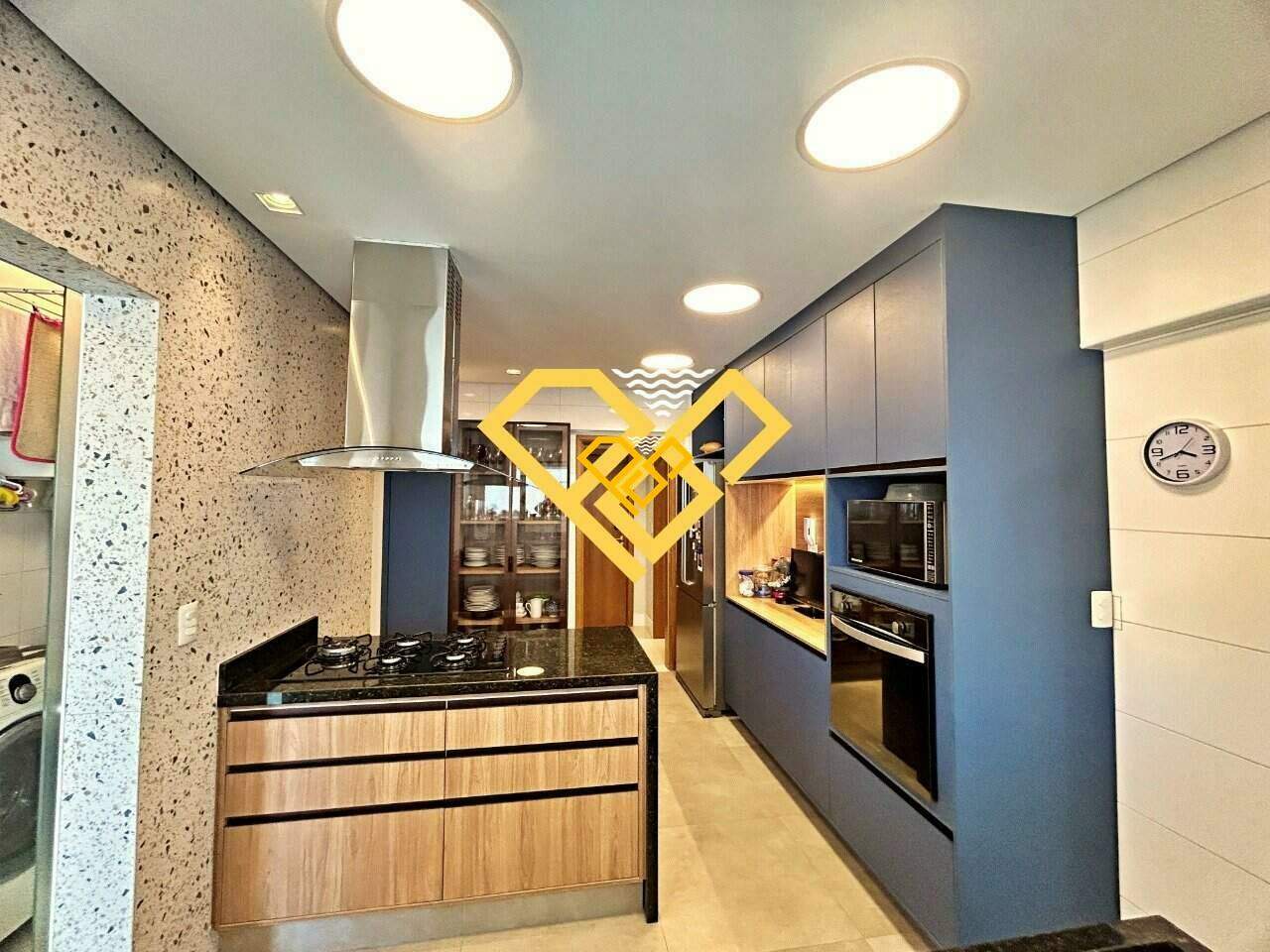 Apartamento à venda no Gonzaga: Cozinha