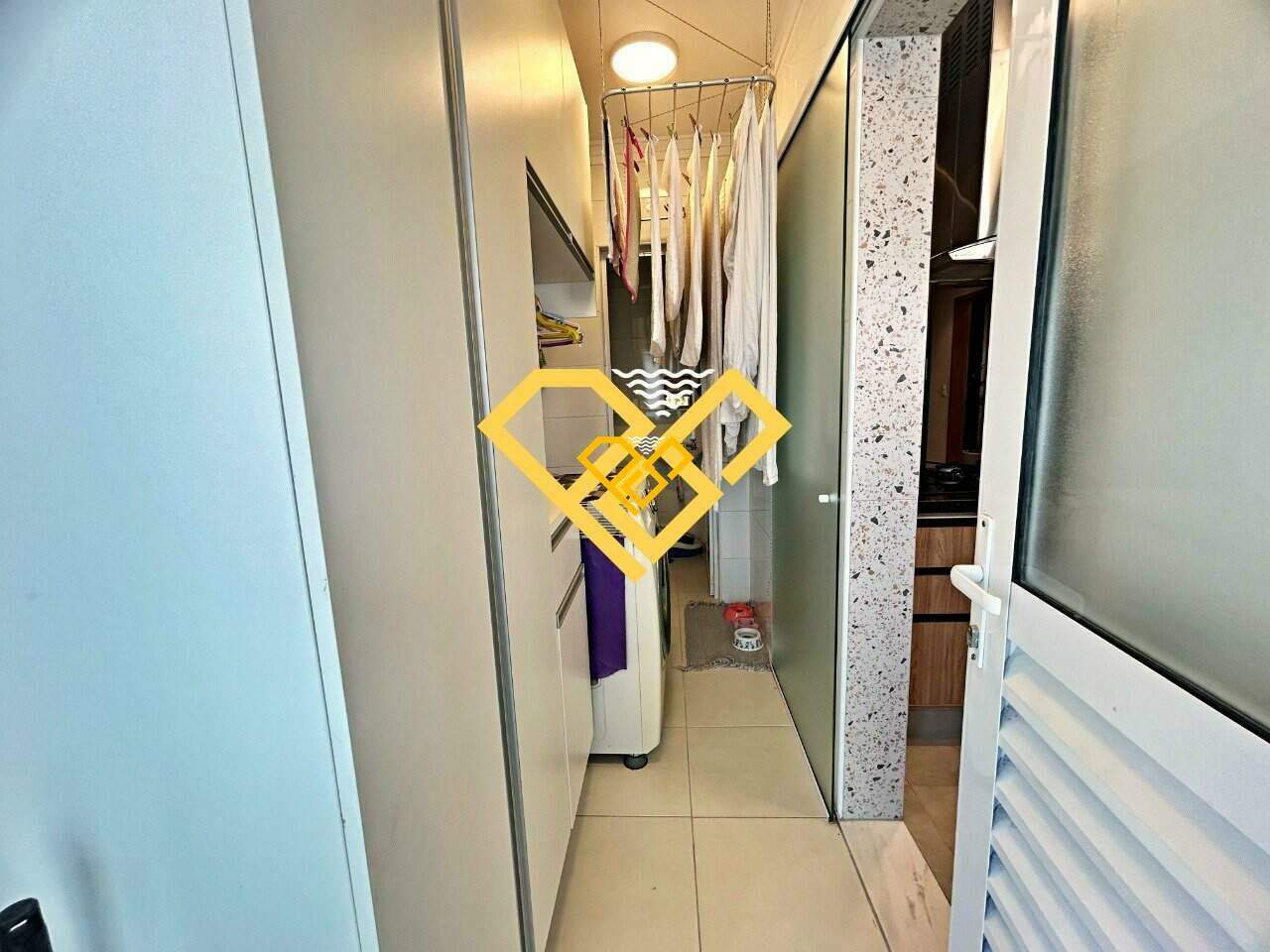 Apartamento à venda no Gonzaga: Área de serviço