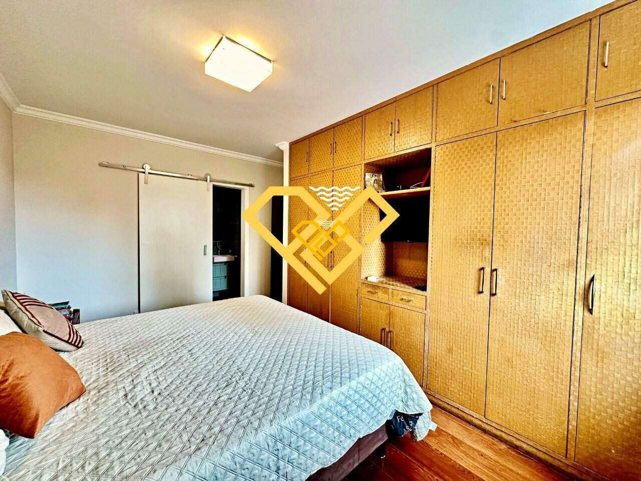 Apartamento à venda no Ponta da Praia: Dormitório 1 - suíte