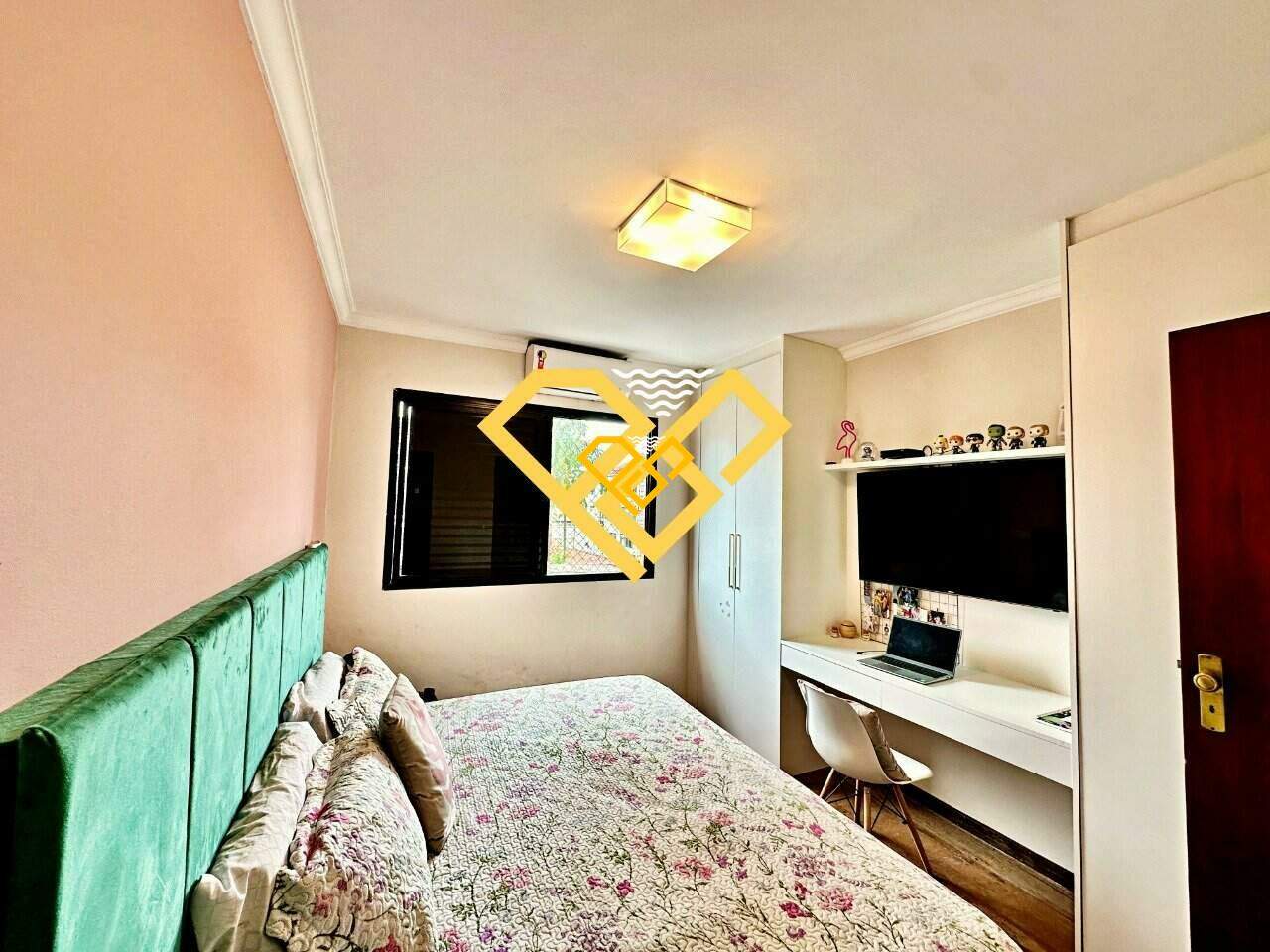 Apartamento à venda no Ponta da Praia: Dormitório 2 - suíte