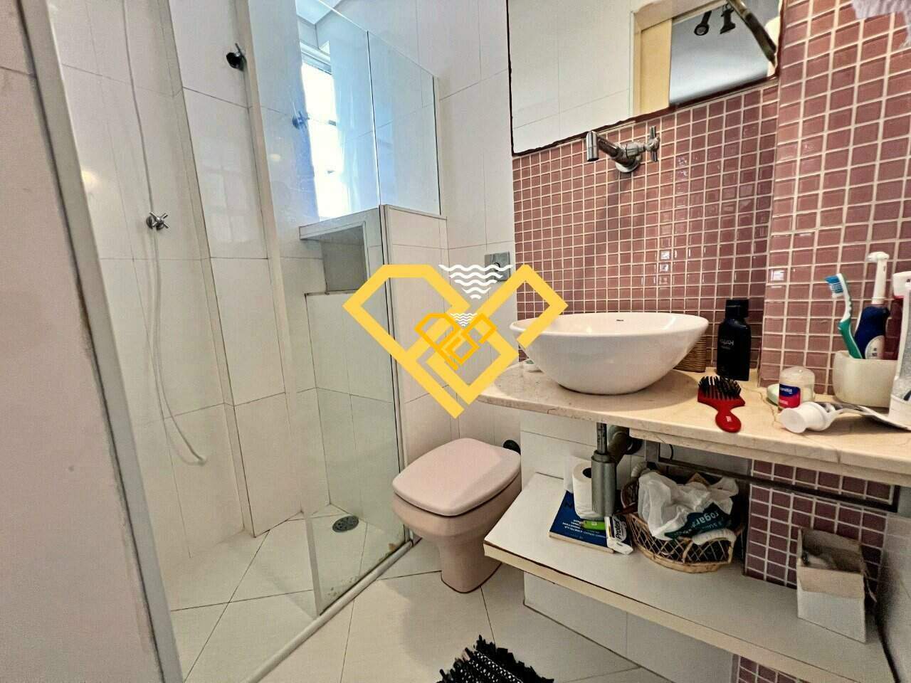 Apartamento à venda no Gonzaga: Wc suíte