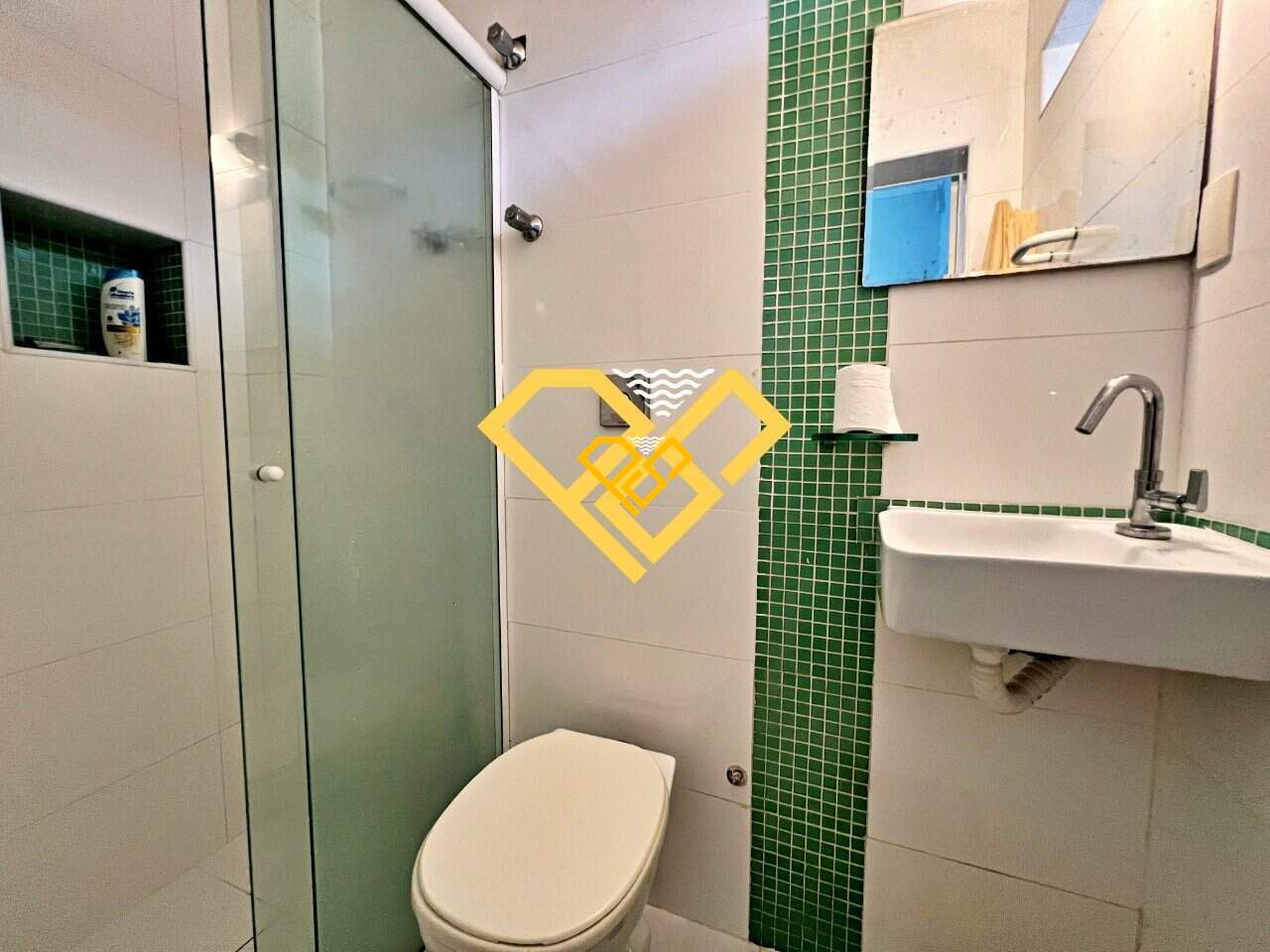 Apartamento à venda no Gonzaga: Wc da dependência