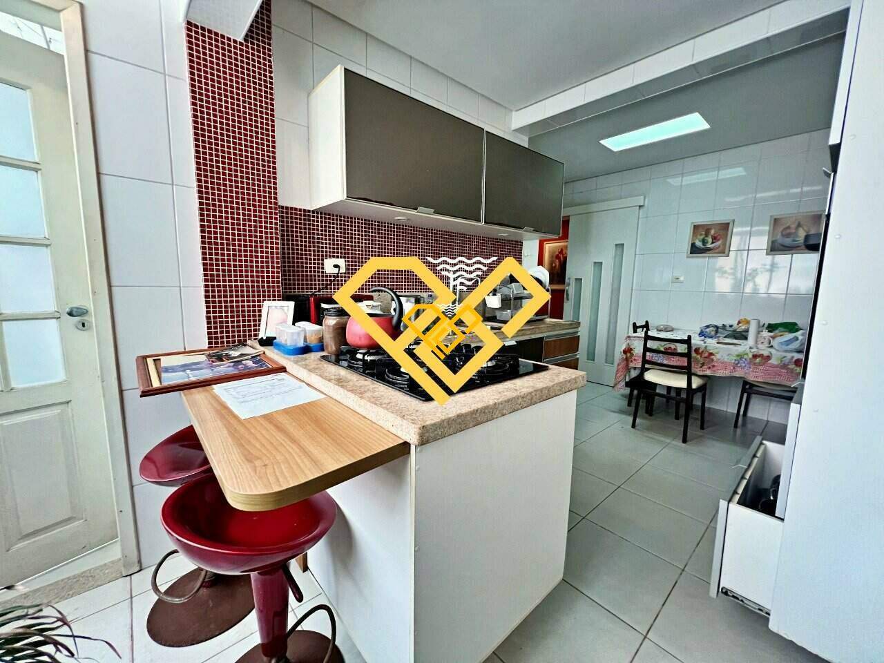 Apartamento à venda no Gonzaga: Cozinha