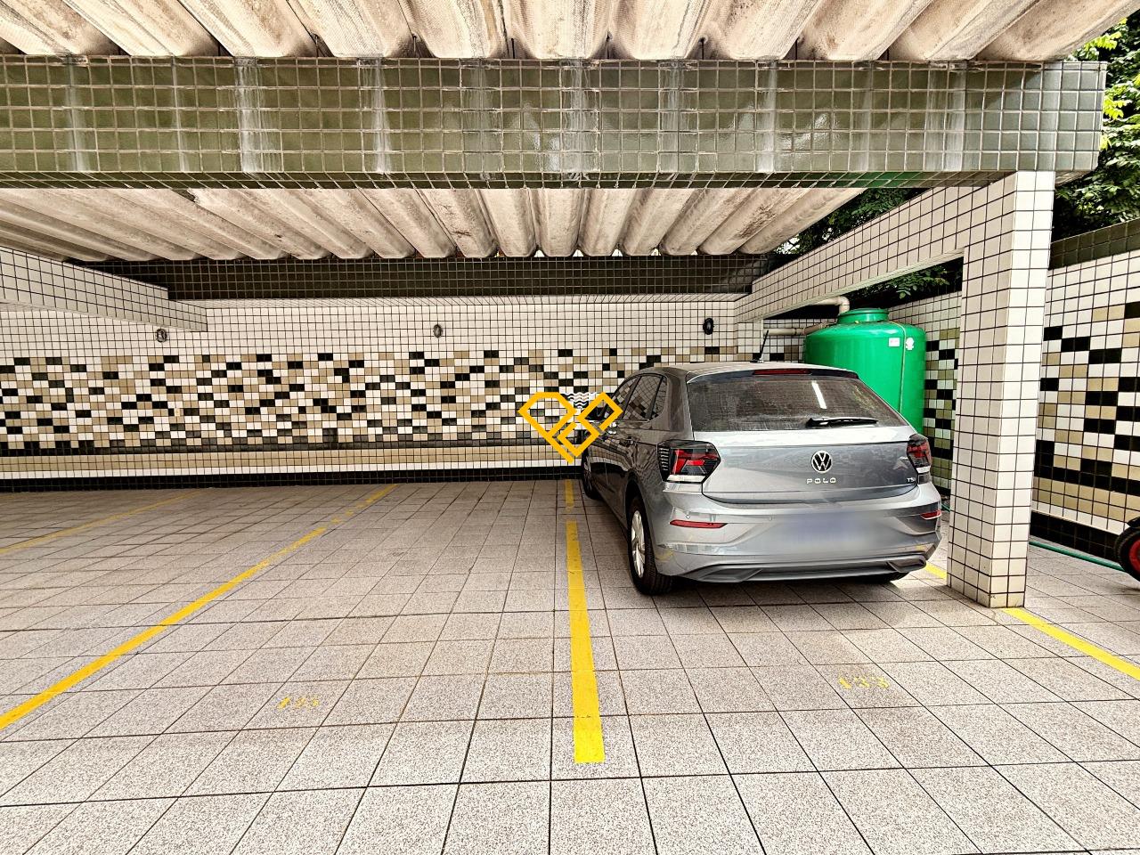 Apartamento à venda no Aparecida: Garagem