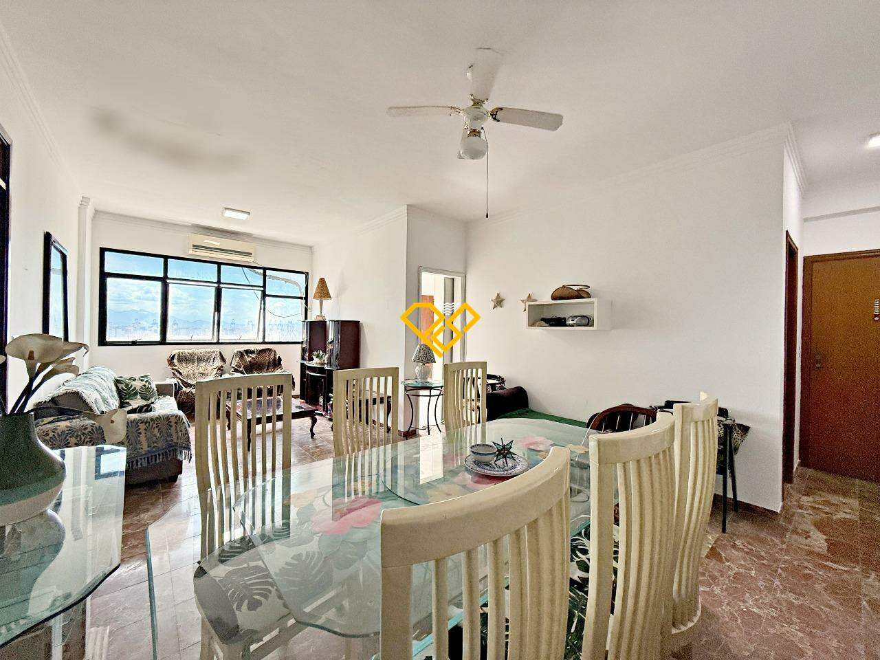 Apartamento à venda no Aparecida: Sala
