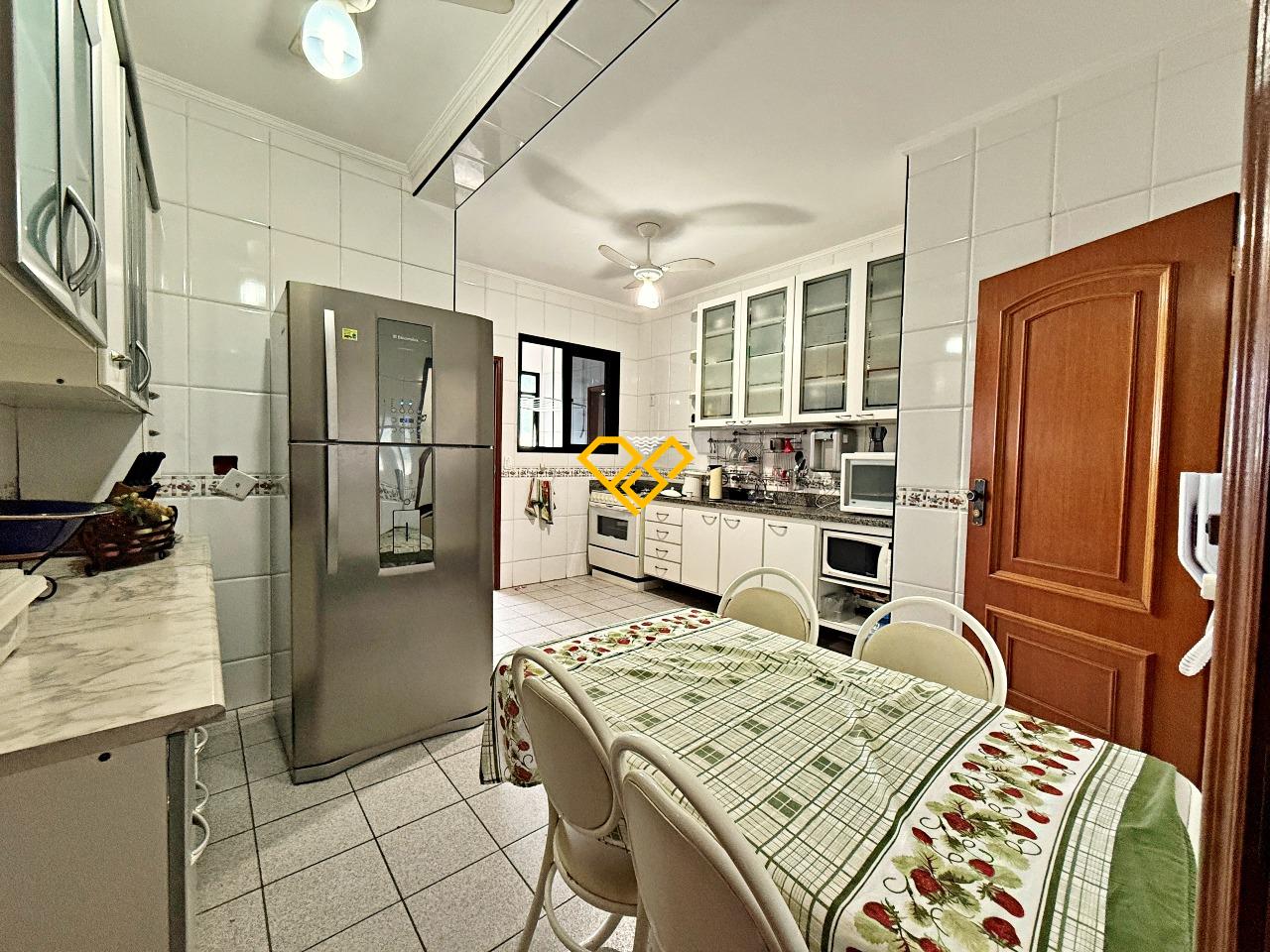 Apartamento à venda no Aparecida: Cozinha