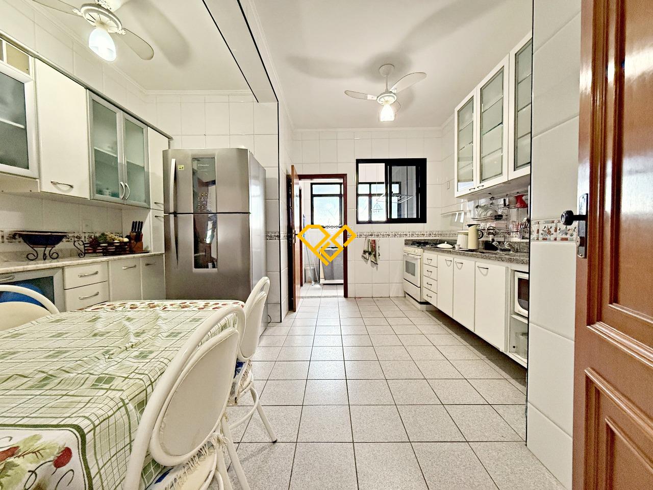 Apartamento à venda no Aparecida: Cozinha