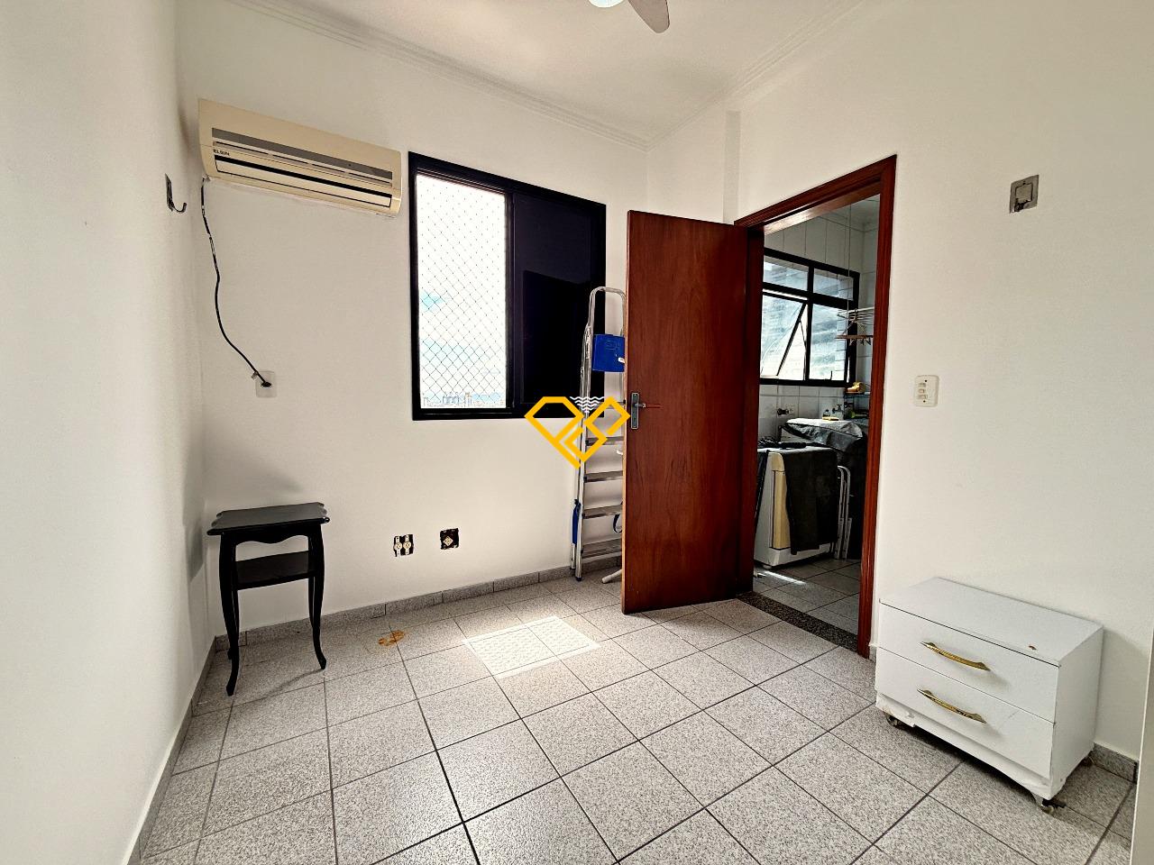 Apartamento à venda no Aparecida: Dependência