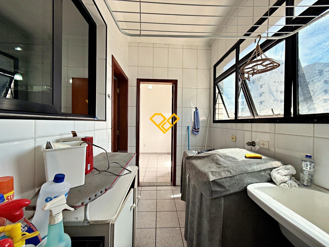 Apartamento à venda no Aparecida: Área de serviço