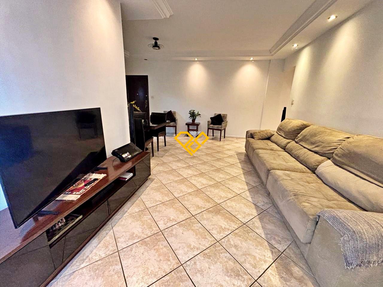 Apartamento à venda no Ponta da Praia: Sala