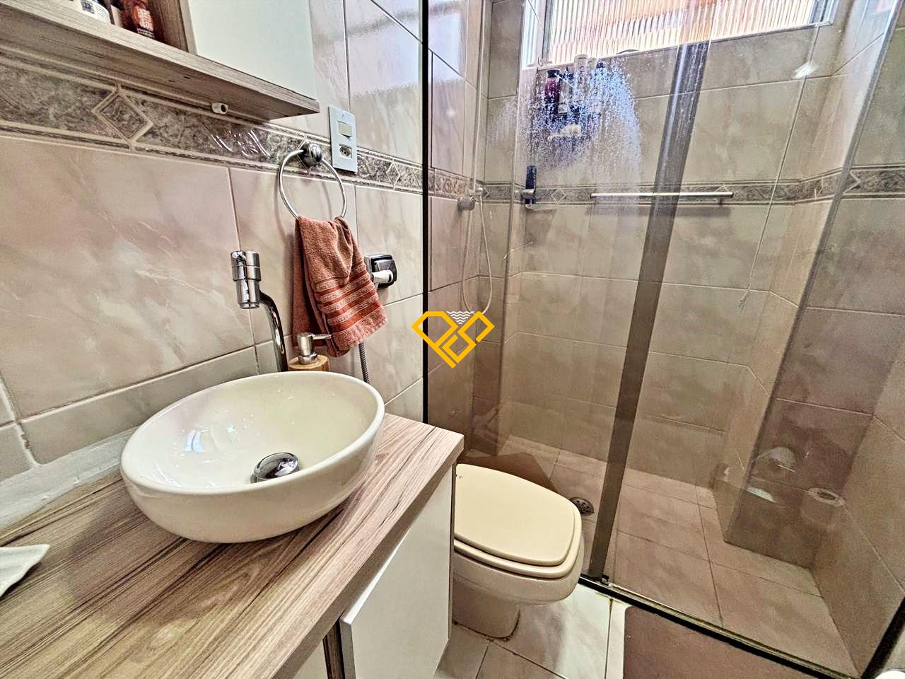 Apartamento à venda no Ponta da Praia: Wc social