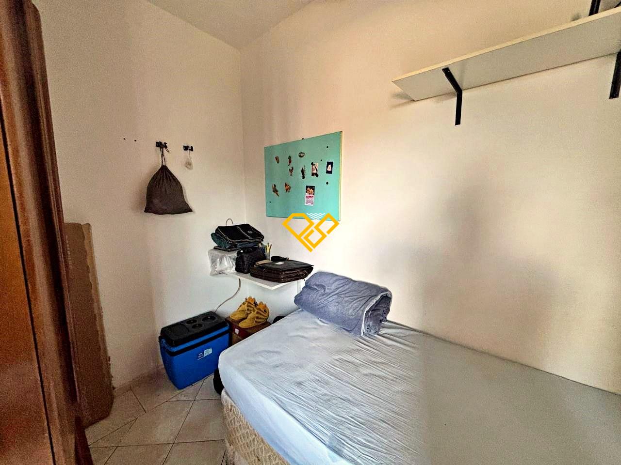 Apartamento à venda no Ponta da Praia: Dependência
