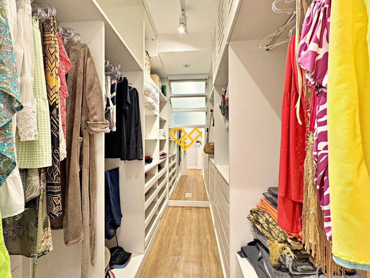 Apartamento à venda no Boqueirão: Dormitório 1 - suíte master - closet