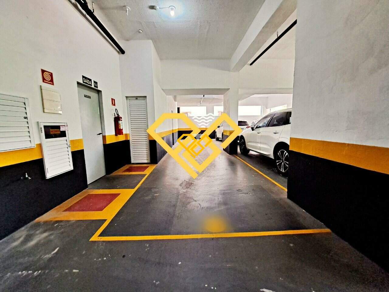 Apartamento à venda no Gonzaga: Garagem