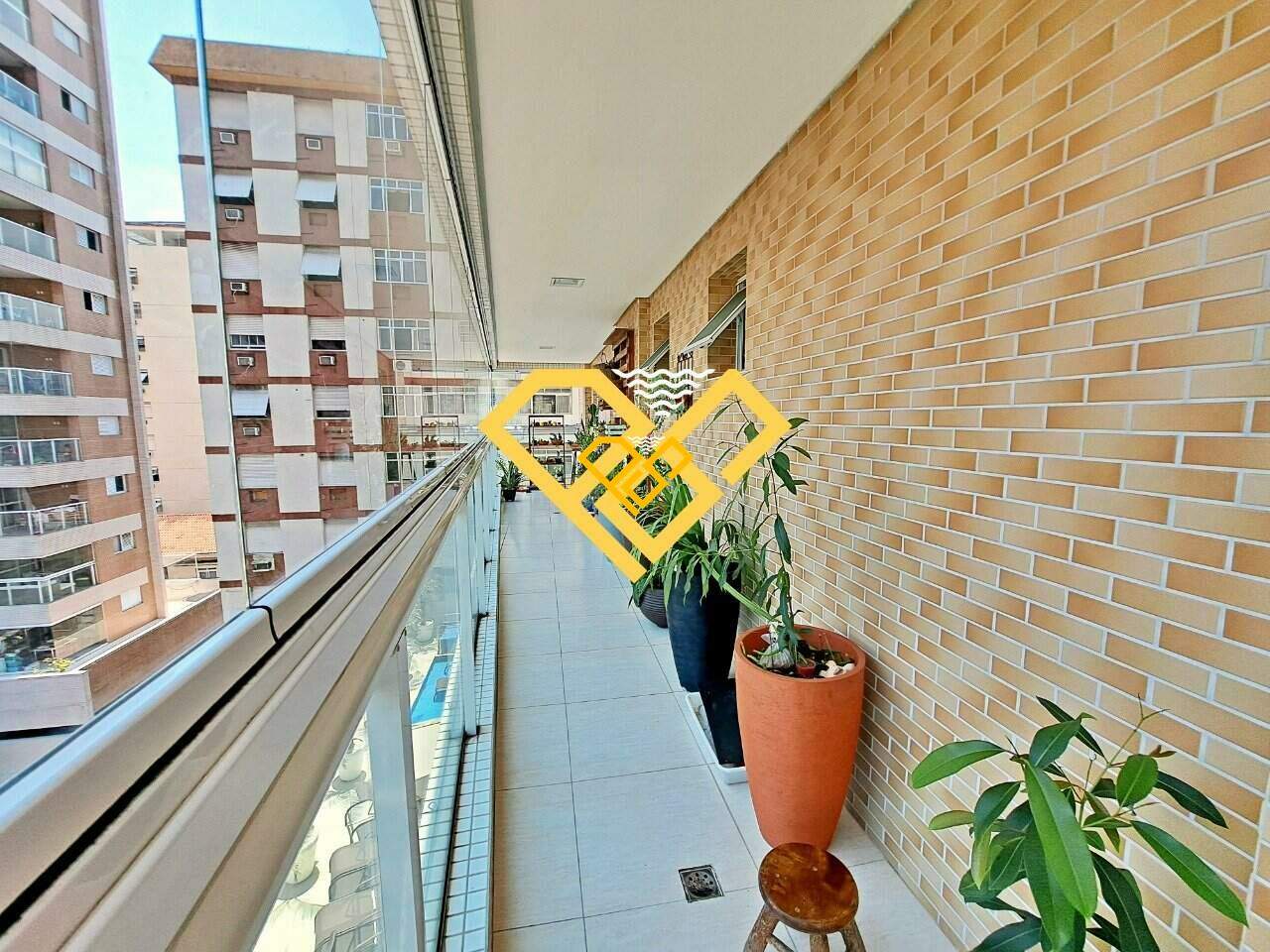 Apartamento à venda no Gonzaga: Varanda das suítes