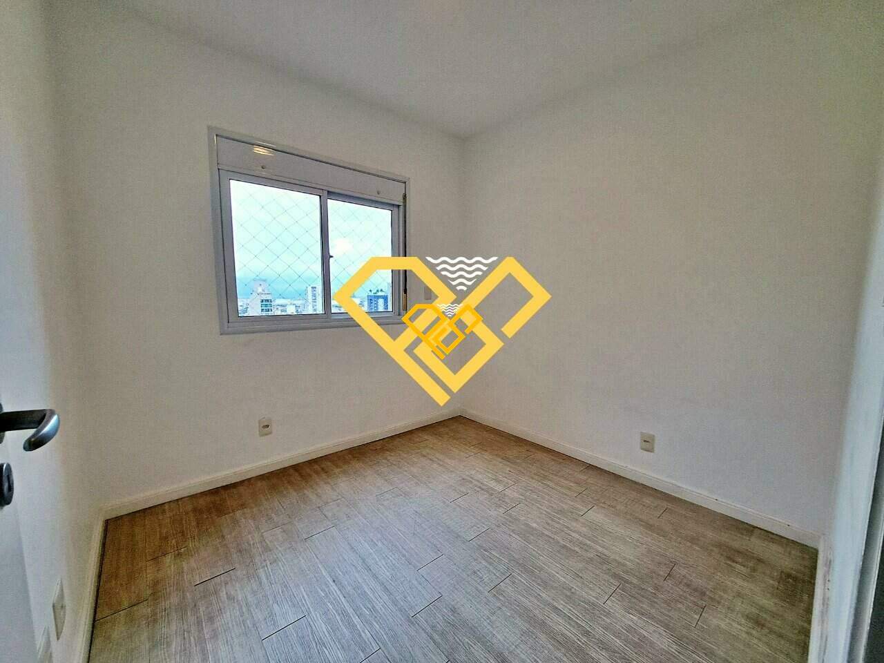 Apartamento à venda no Embaré: Dormitório 4