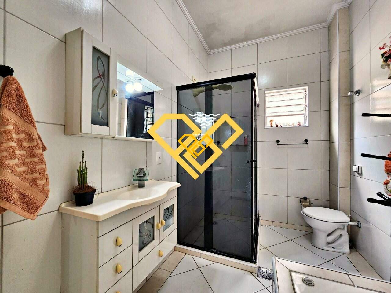 Sobrado à venda no Boqueirão: