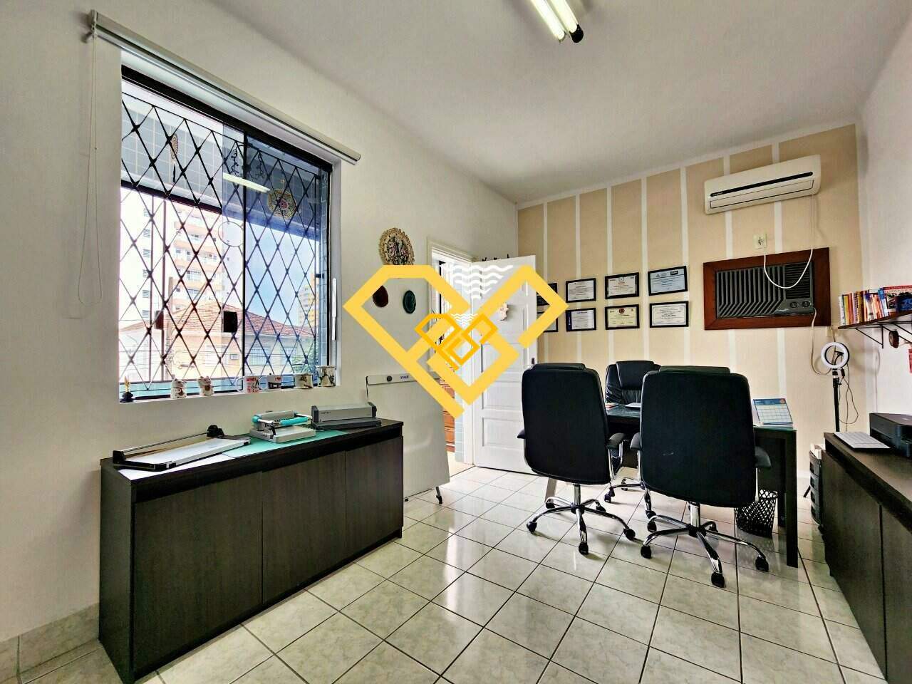 Sobrado à venda no Boqueirão: