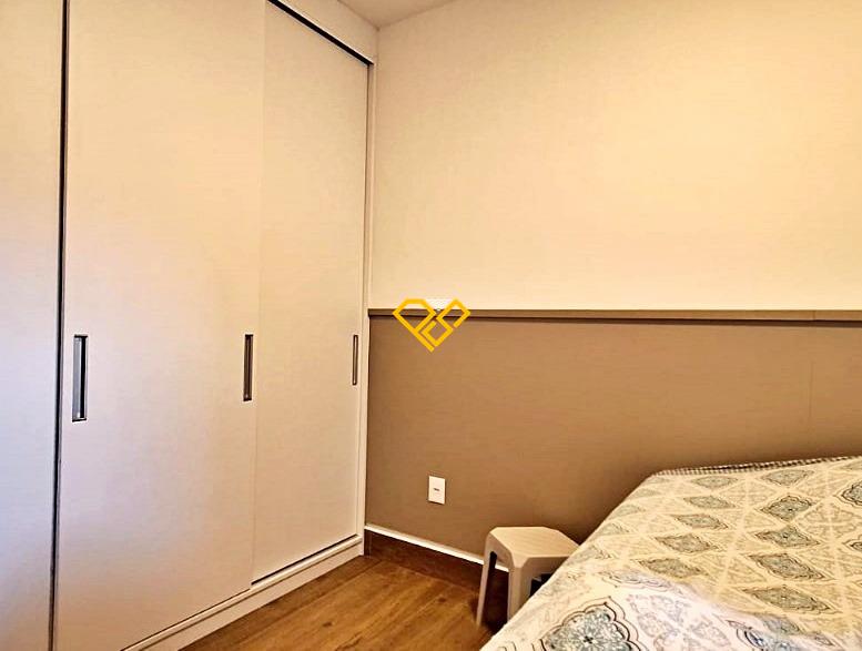 Apartamento à venda no Embaré: Dormitório - suíte