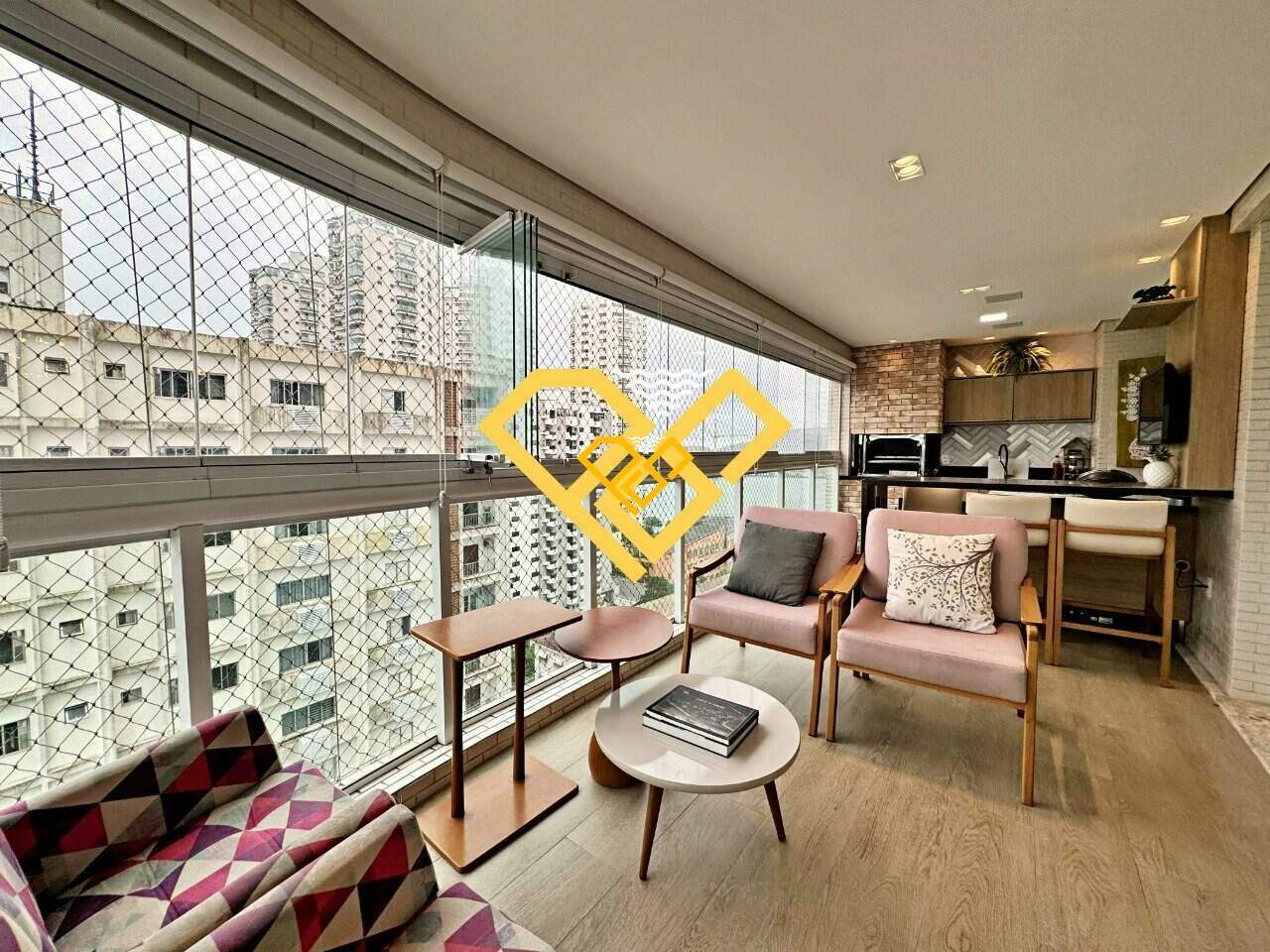 Apartamento à venda no Ponta da Praia: Varanda gourmet