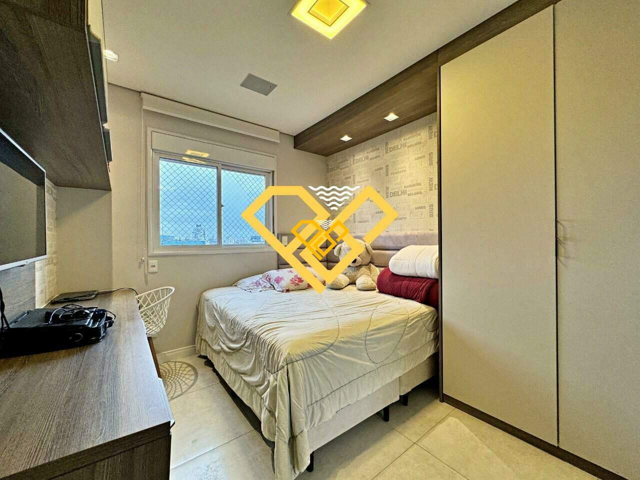 Apartamento à venda no Ponta da Praia: Dormitório 4