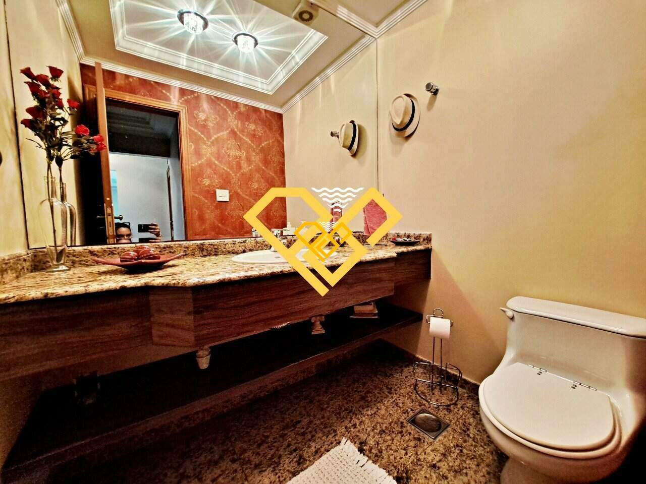 Apartamento à venda no Embaré: Lavabo